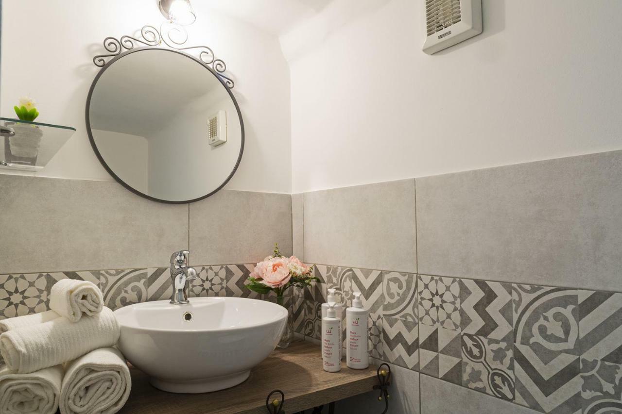 Casa Rosa Al Molo By Wonderful Italy Apartment เจนัว ภายนอก รูปภาพ